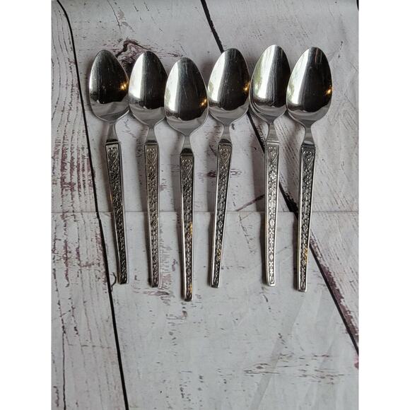 Vintage United Silver Co. USI2 Stainless Steel 6 Piece Of Soup Spoons 7-1/2” - Picture 1 of 4